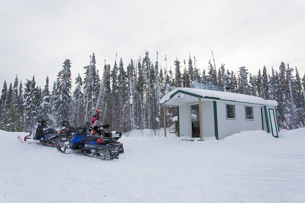 snowmobile warm up shack