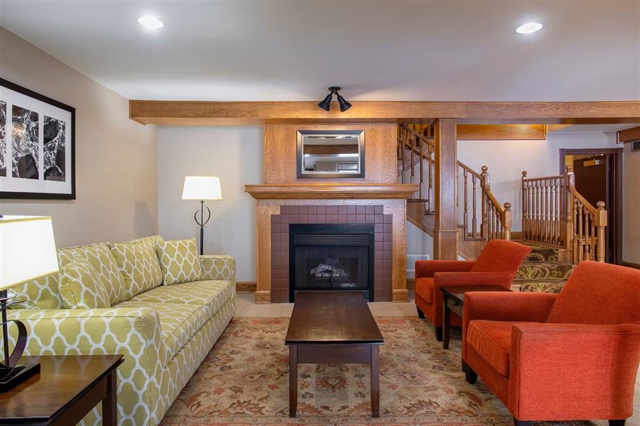 Travelodge Suites by Wyndham Regina Eastgate