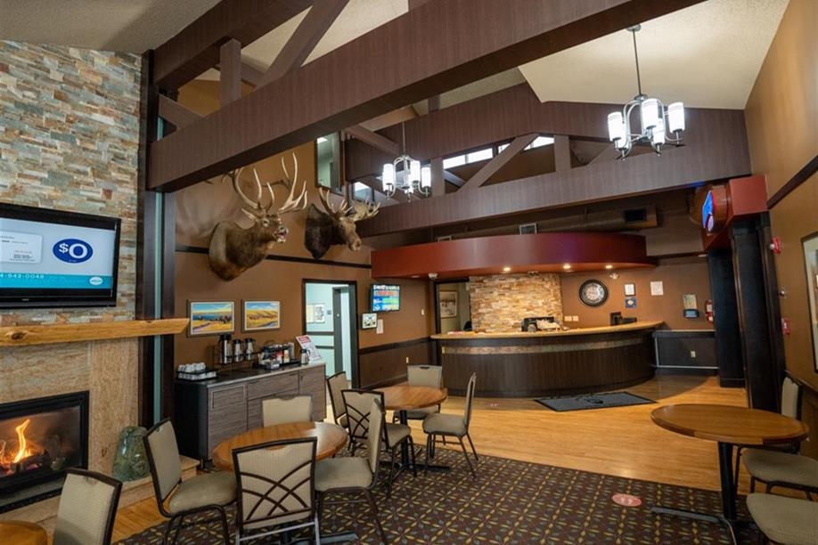 Bear Claw Casino and Hotel - Lobby