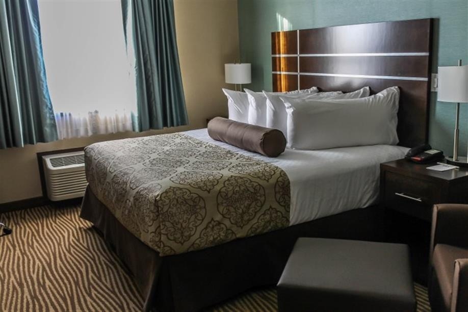 Best Western Plus Moosomin Hotel