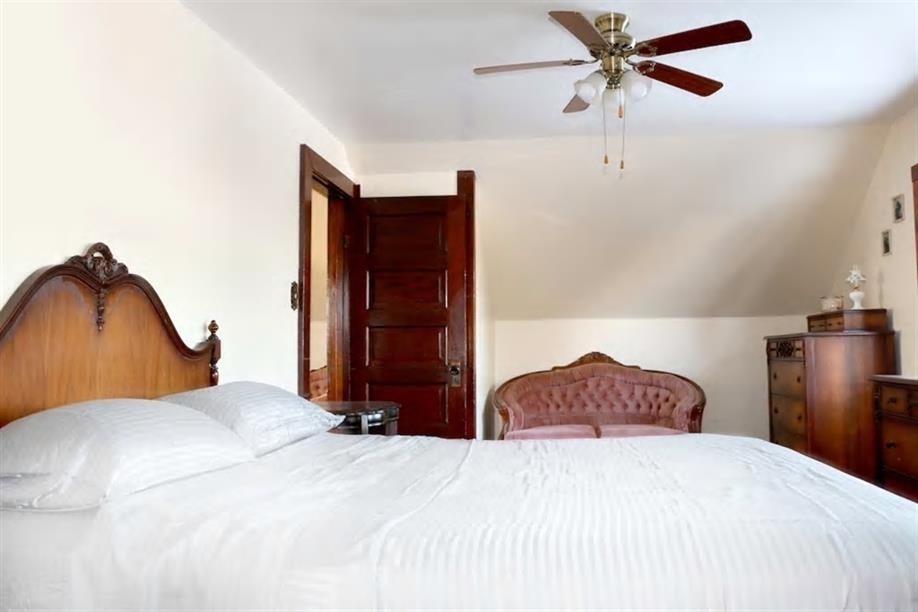 Blue Sky Berries - Grandma's House