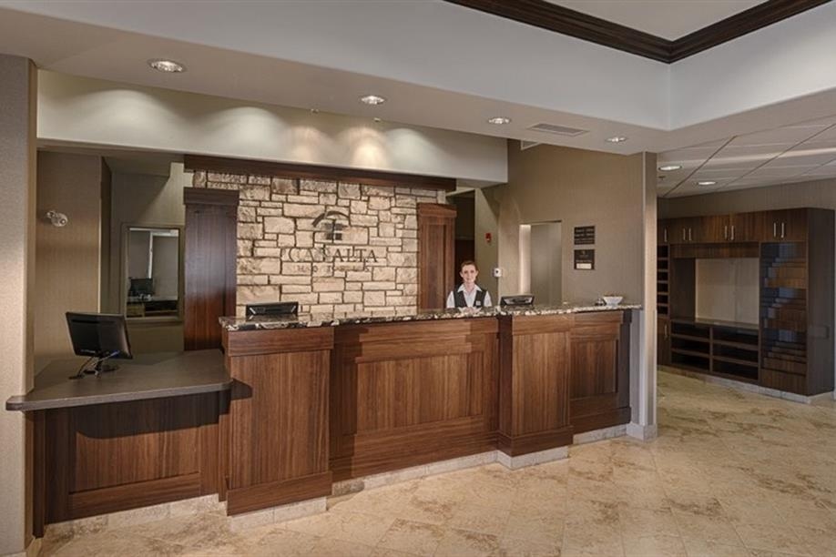 Canalta Hotel Assiniboia