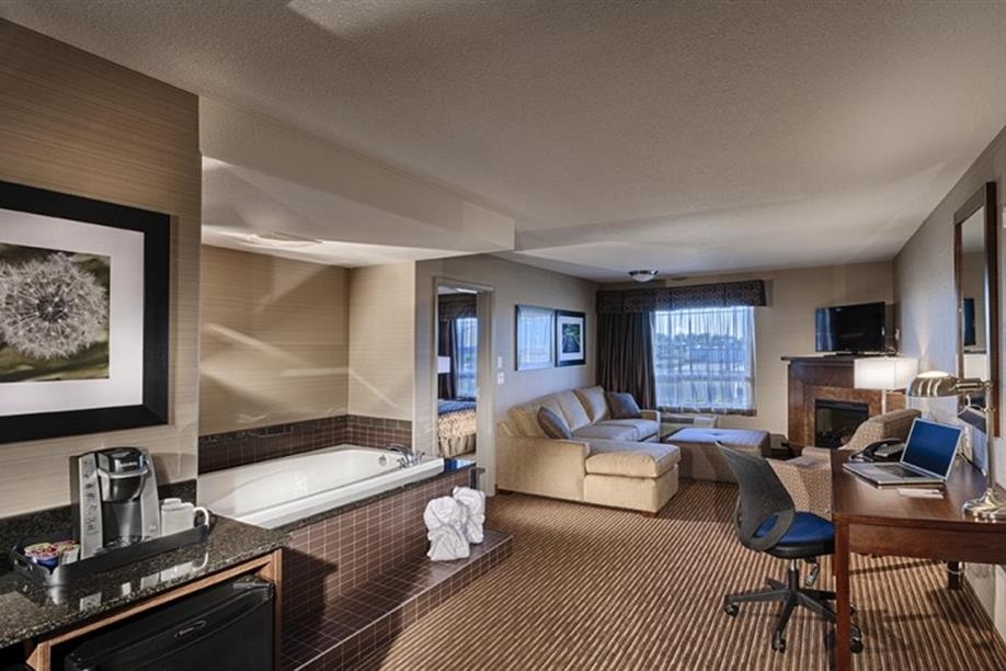 Canalta Hotel Assiniboia