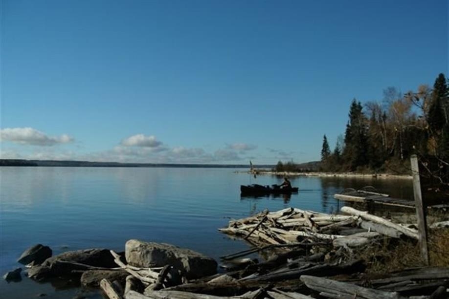 Carroll's Cove Campground - lake