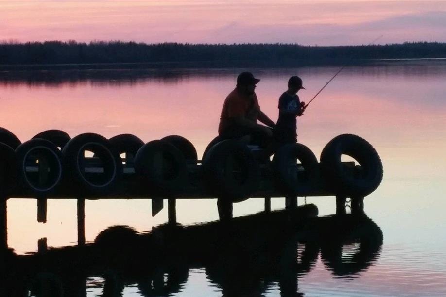 Clarke Lake Lodge