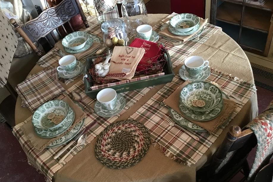 Creekside Country Home Decor & Antiques