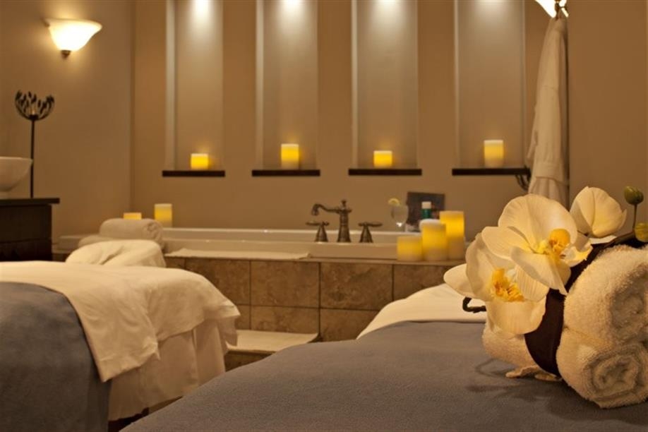 Delta Hotels by Marriott Bessborough - Damara Spa