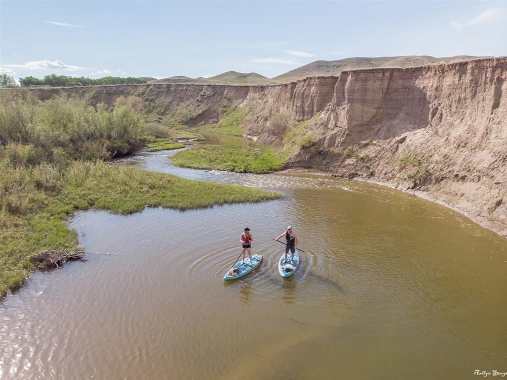 Eastend - Frenchman River Paddleboard; Photo: Ashlyn George