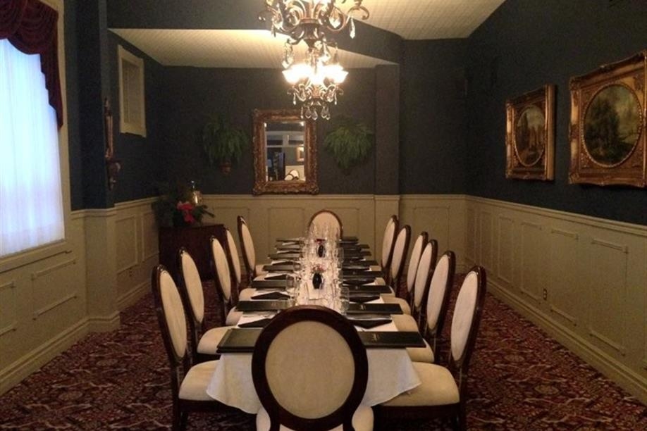 Hotel Senator (1987) Ltd - Flanagan's Steakhouse