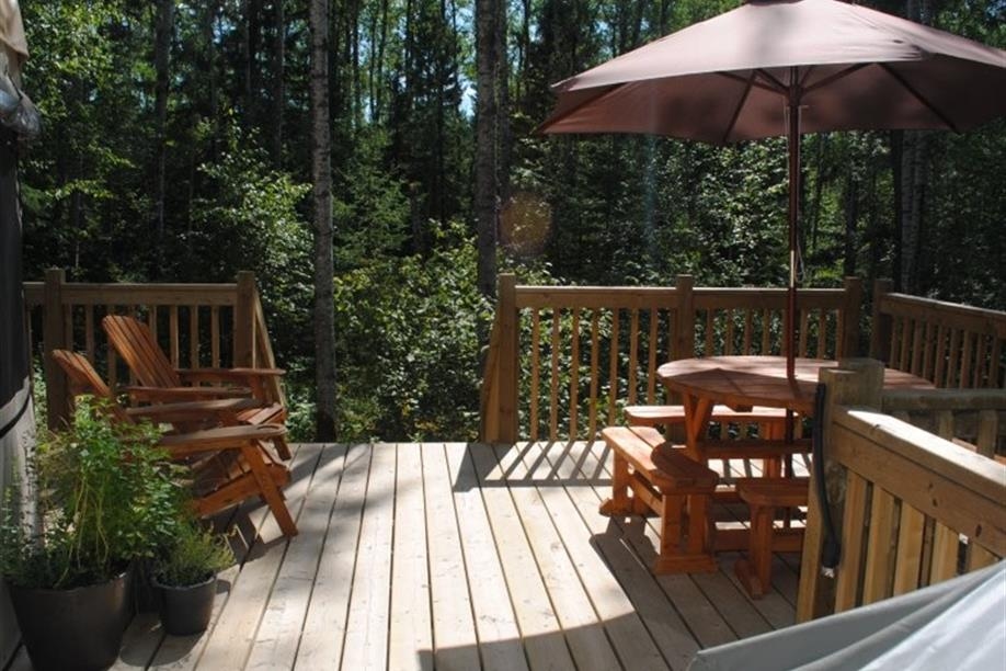 Flora Bora Forest Lodging