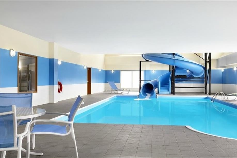 Four Points by Sheraton Saskatoon - Indoor Pool Area
