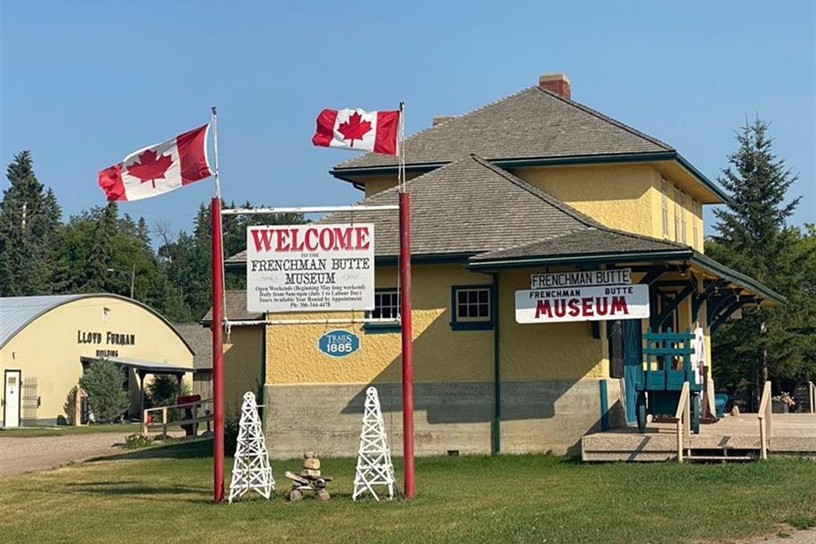 Frenchman Butte Heritage Centre