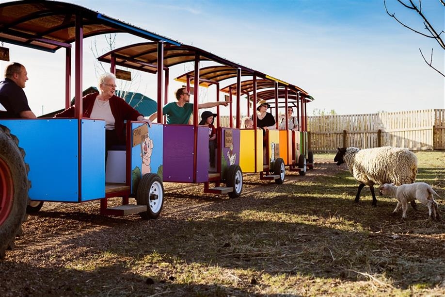 Grotto Gardens Family Fun Farm - Farm Train Tour