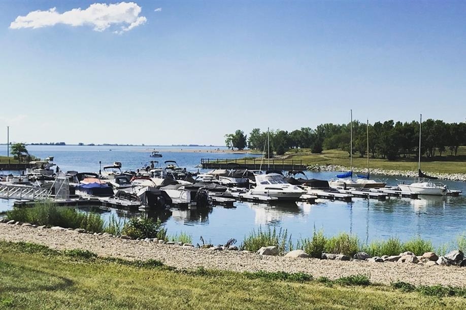 G & S Marina Outfitters