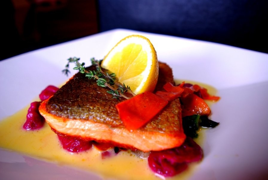 Grant Hall Hotel Dining Room & Lounge