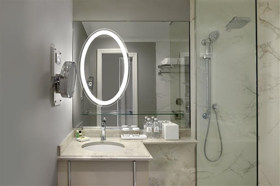 The Hotel Saskatchewan, Autograph Collection - Junior Suite - Bathroom