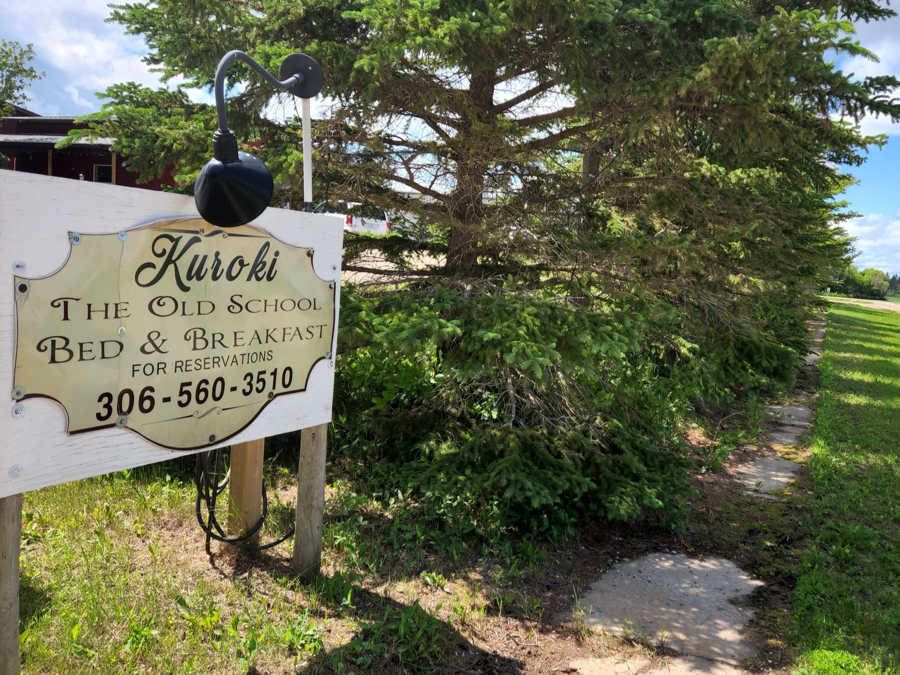 Kuroki - The Old School Bed & Breakfast