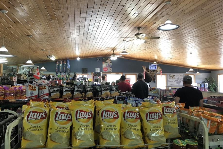 L.T.'s Food & Fuel - Confectionery