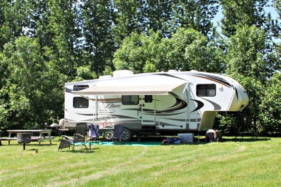 Mainprize Regional Park and Golf Club