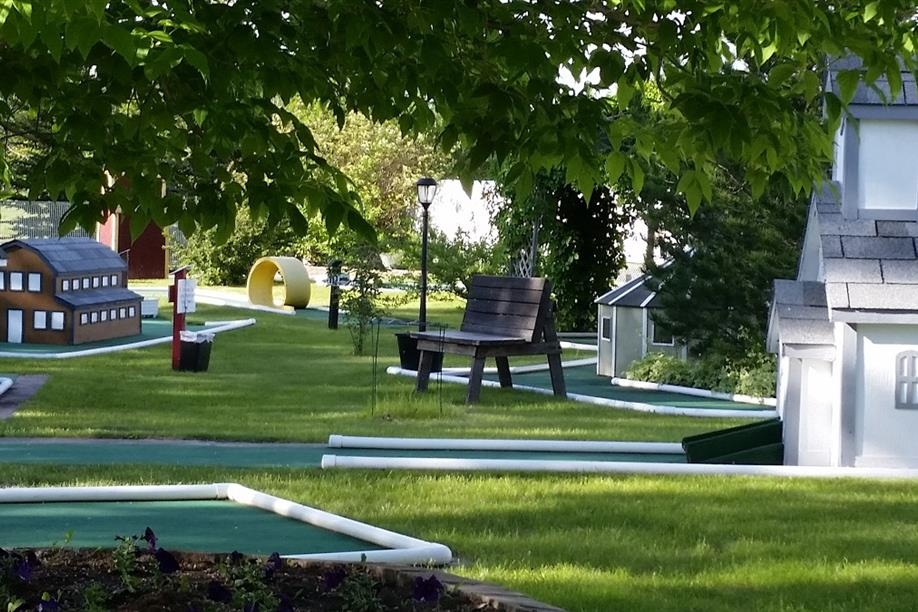 Manitou Mini Golf