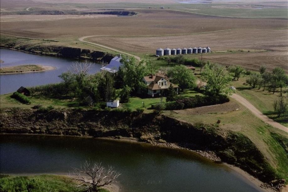 Aerial view of McMaster Manor.