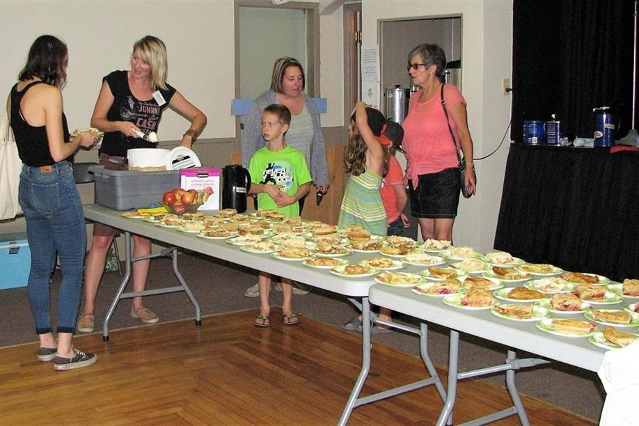 Mossbank & District Museum - Apple Pie Day