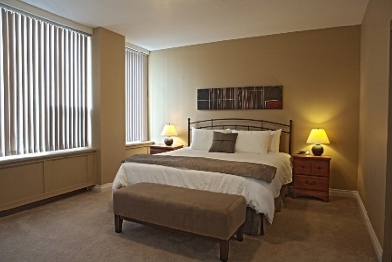 Obasa Suites - Regina 