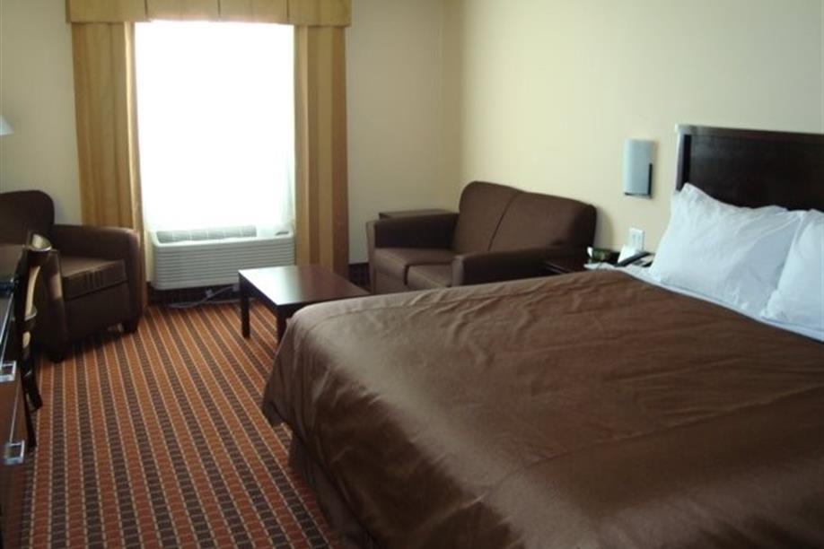 Poplar Tree Inn - Deluxe Room