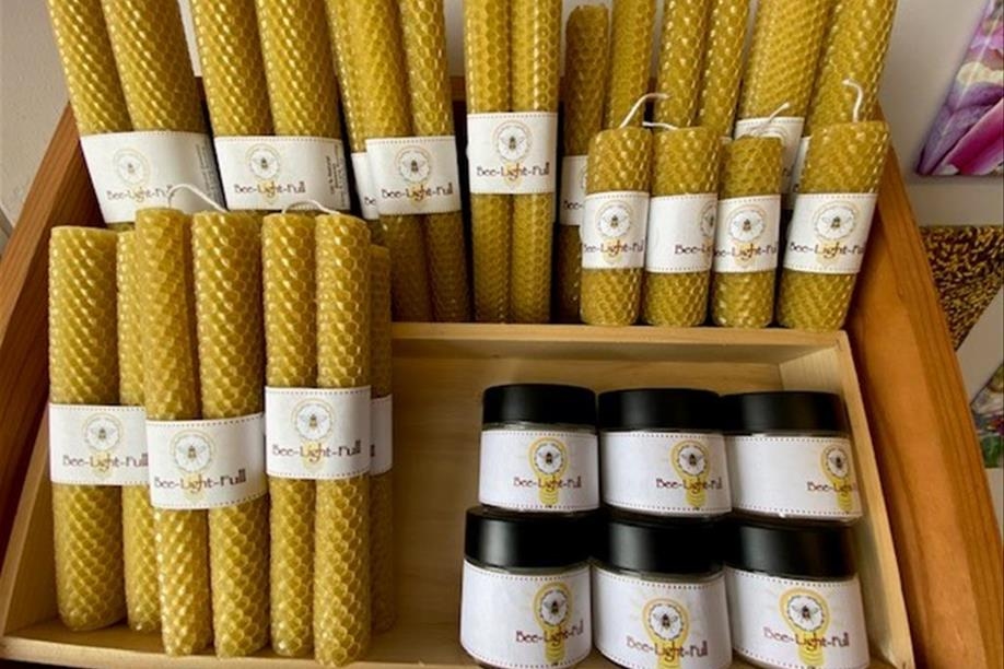 Prairie Girl Gallery & Gift Boutique / Eli Barsi Music