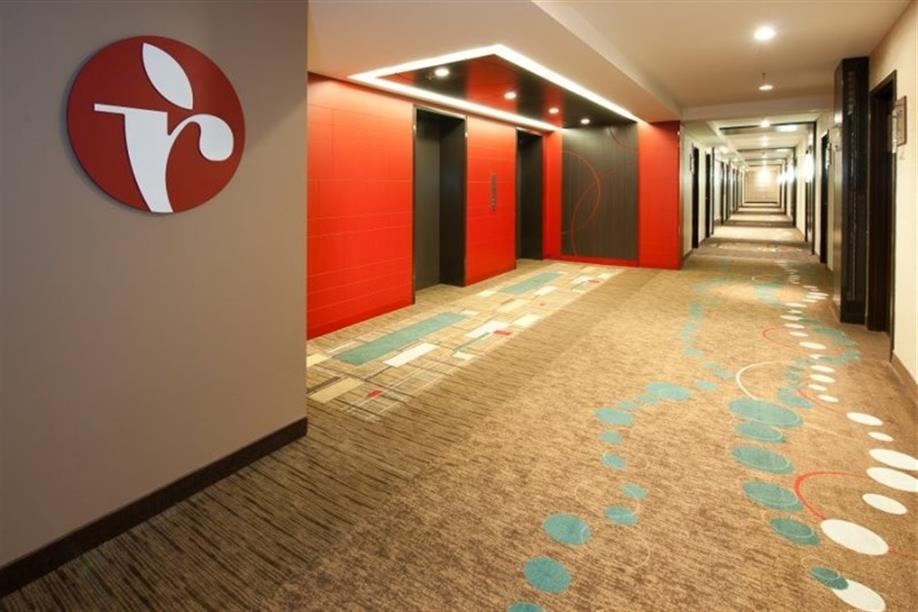 Ramada Hotel - Saskatoon - Hallway