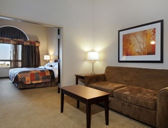 Standard King Bed Room