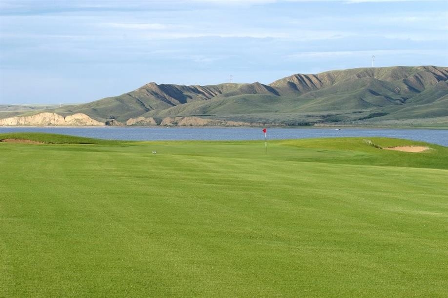Saskatchewan Landing Golf Resort - 17th Green