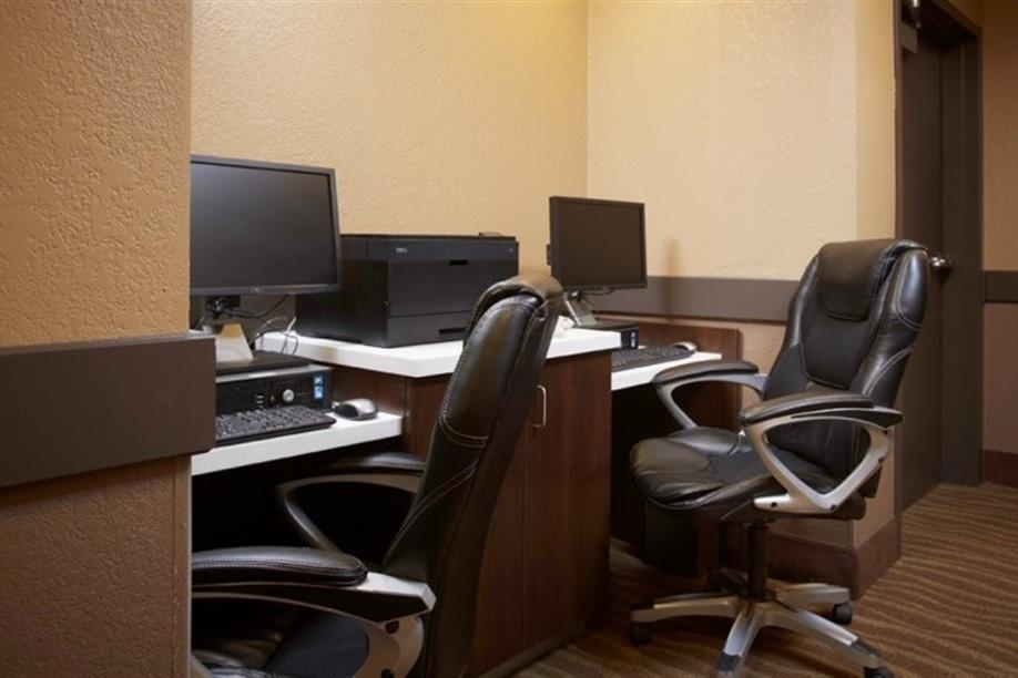 Suburban Extended Stay Hotel - Business Centre
