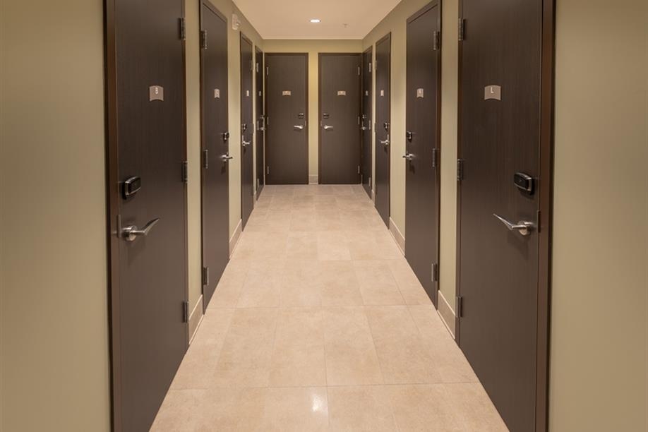 Staybridge Suites Saskatoon - Locker Room