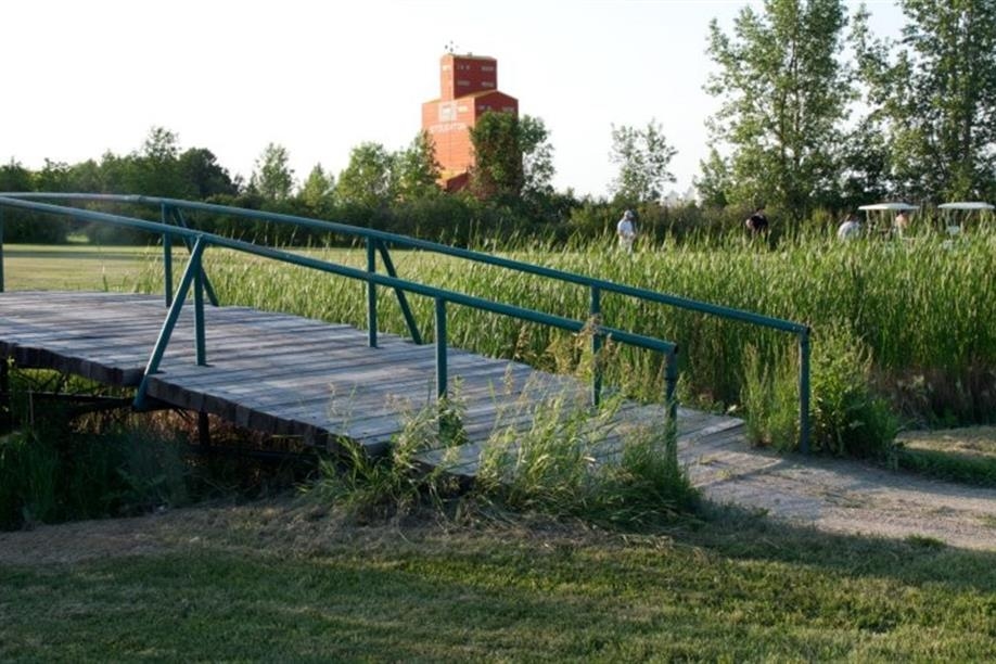 Stoughton Golf and Country Club