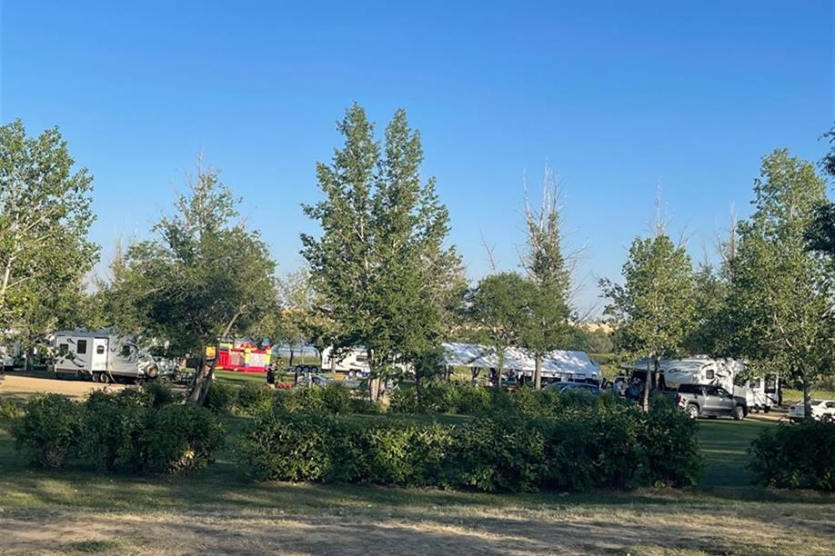 Thomson Lake Regional Park - Group Camping