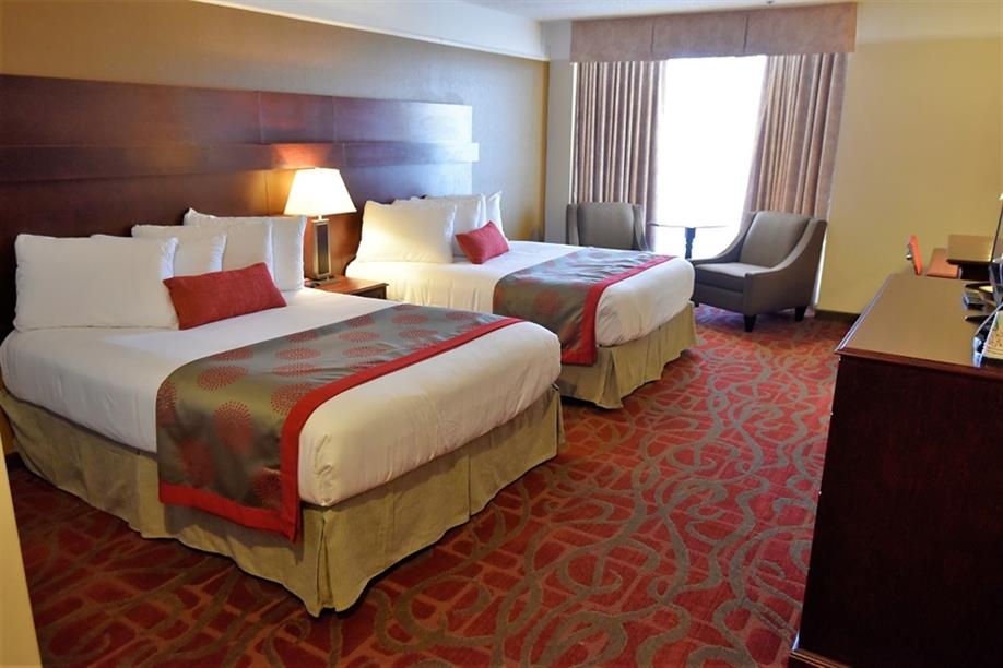 Tropical Inn Hotel & Convention Centre - Double Queen Guest Room