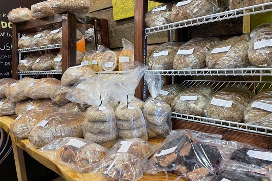 The Wandering Market