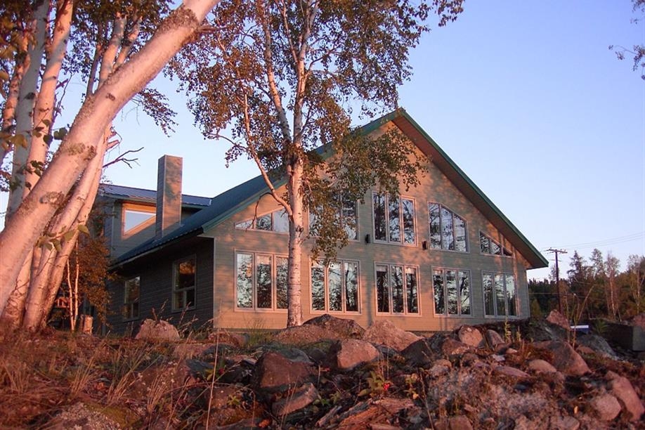 Waterfront Lodge