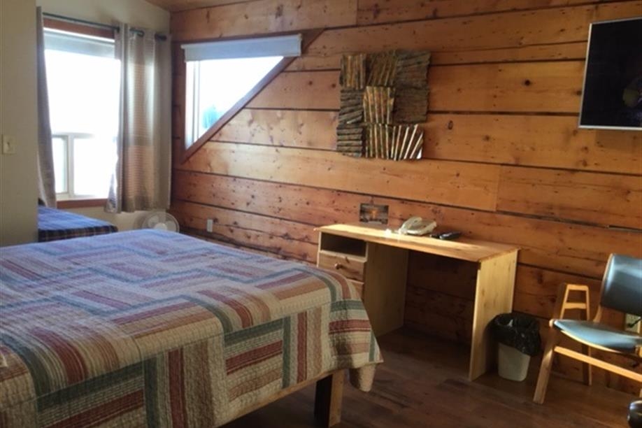 Waterfront Lodge