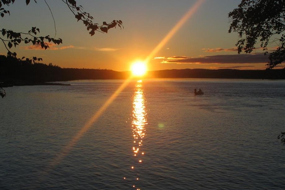 Waterfront Lodge