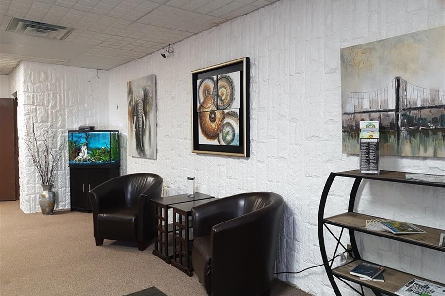 Willowbend Motel - Lobby Area