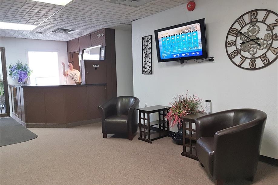 Willowbend Motel - Lobby Area