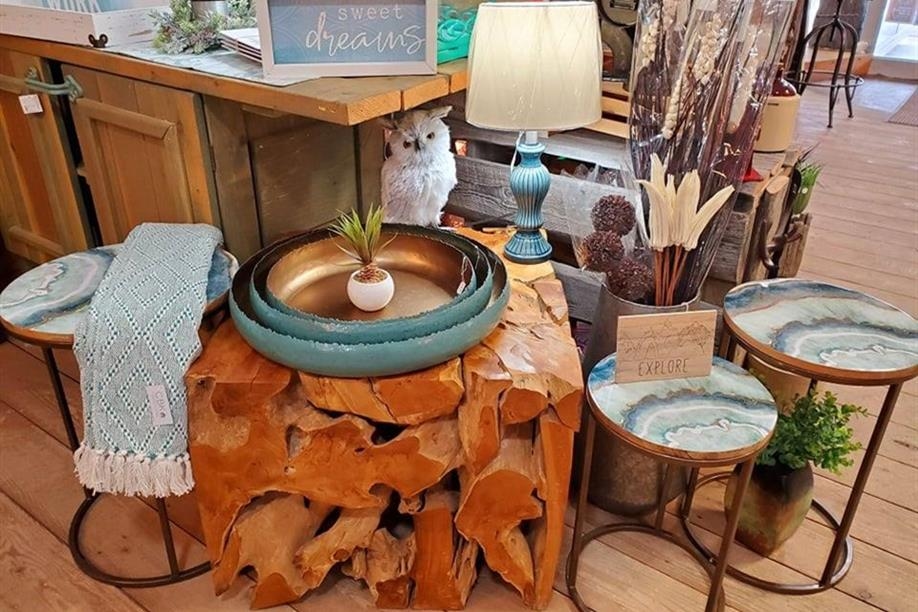 Yours Trulee Gift Shop