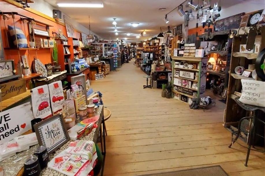 Yours Trulee Gift Shop