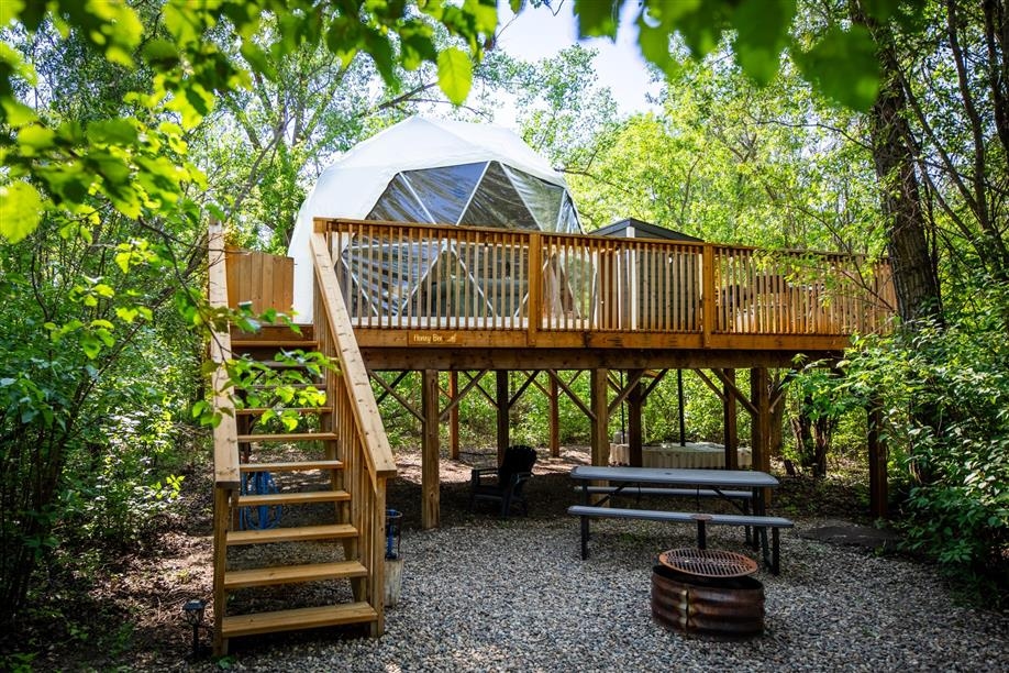 Prairie Ridge Orchard & Resort; Photo: Tourism Saskatchewan