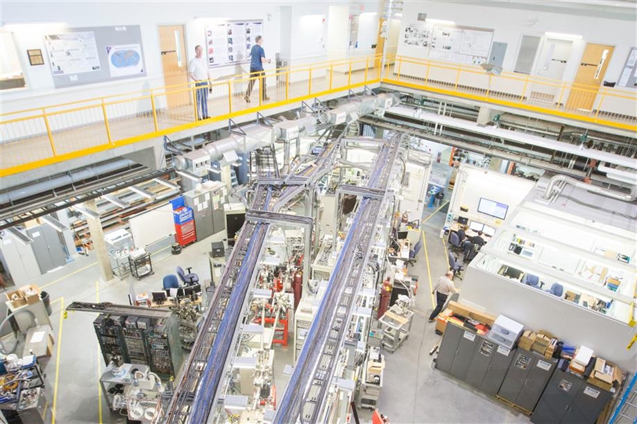 Canadian Light Source Tours