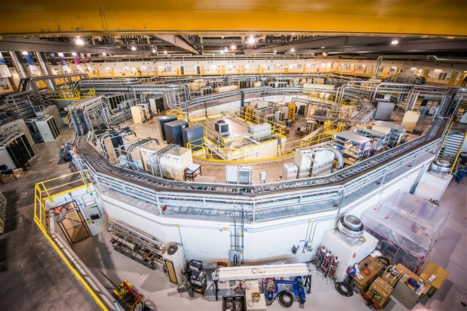 Canadian Light Source Tours