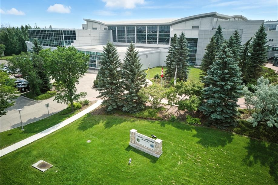 Canadian Light Source Tours