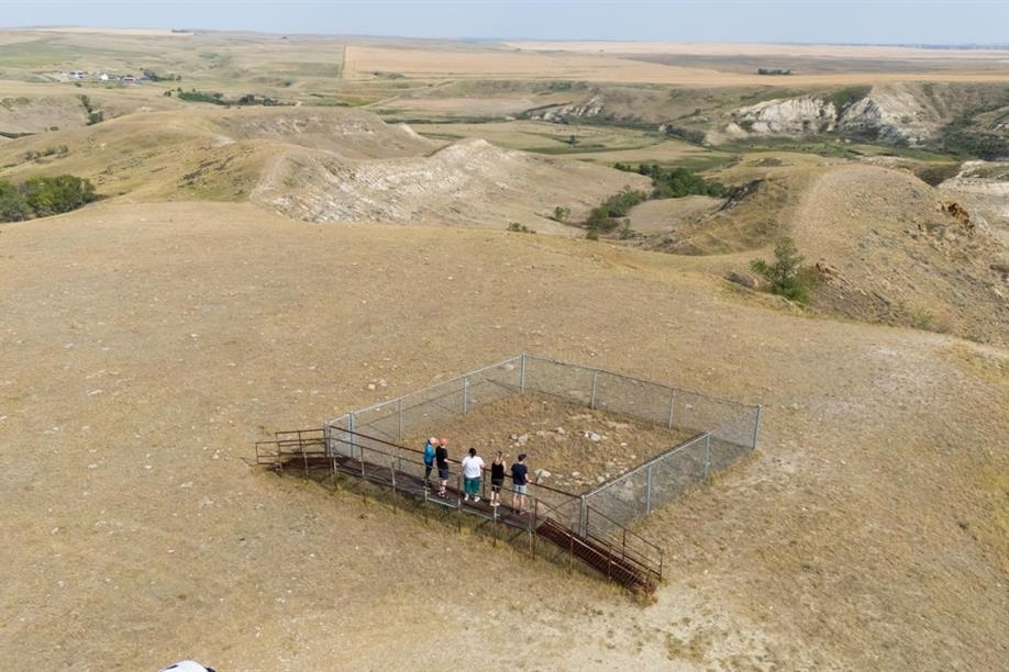 Coronach Visitor Centre and Big Muddy Tours